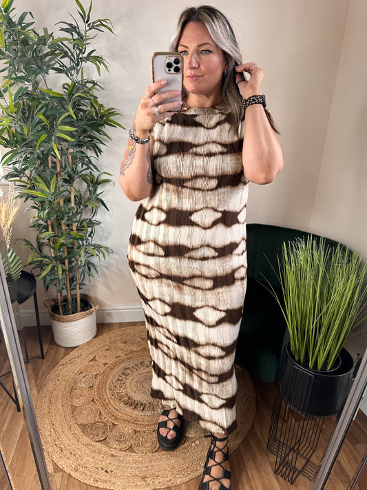 CONNIE Tie Dye Crinkle Maxi Dress Taupe