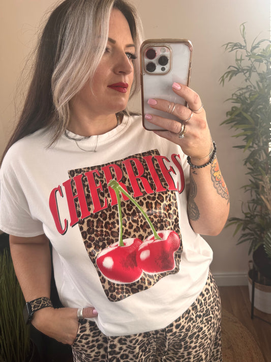 GIANA Cherry Leopard T-shirt Cloud Dancer