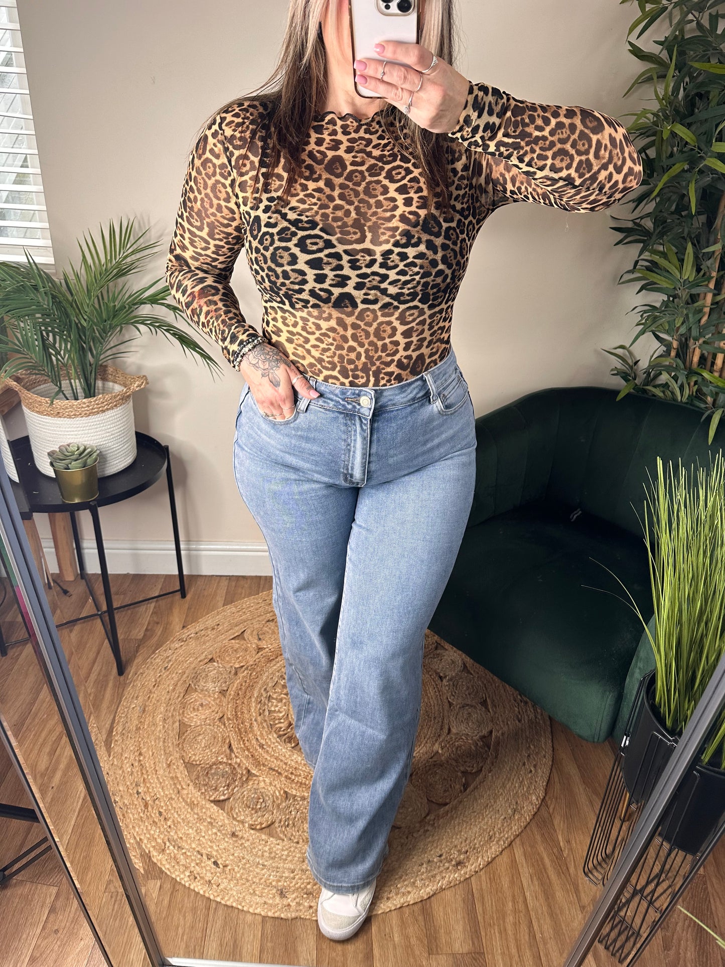 EMILY Wide Leg Stretch Jeans