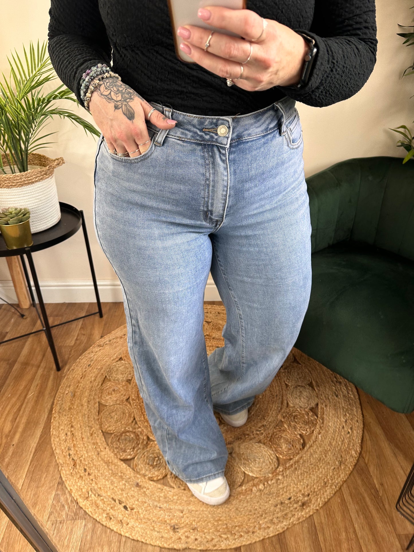 EMILY Wide Leg Stretch Jeans